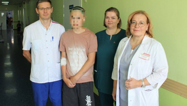 Сургутские нейрохирурги шесть часов проводили операцию на головном мозге, чтобы спасти подростка с огнестрельным ранением