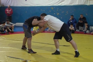 Курамагомед Курамагомедов провел мастер-класс для спортсменов Сургута и района // ВИДЕО