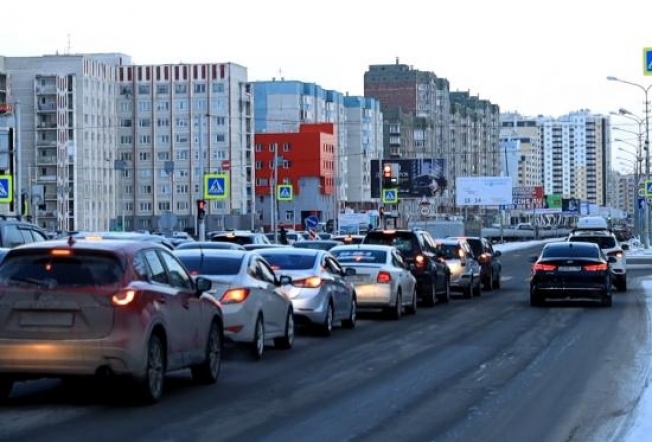 Автолюбители Сургута оборвали телефоны ГИБДД из-за неработающего светофора
