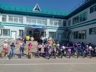 В городах Югры прошли гонки юных велоэрудитов