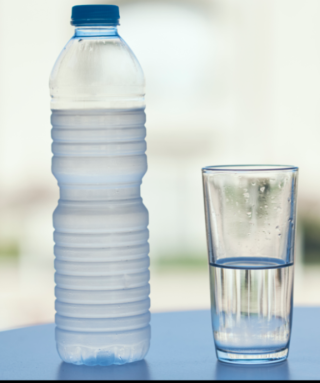 С 1 марта сургутские предприниматели должны будут продавать воду со специальной маркировкой