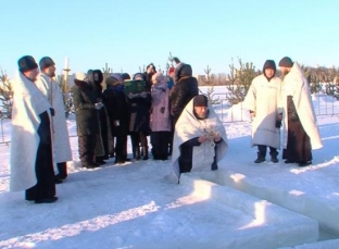 Православные Сургута отметили праздник Крещения Господня