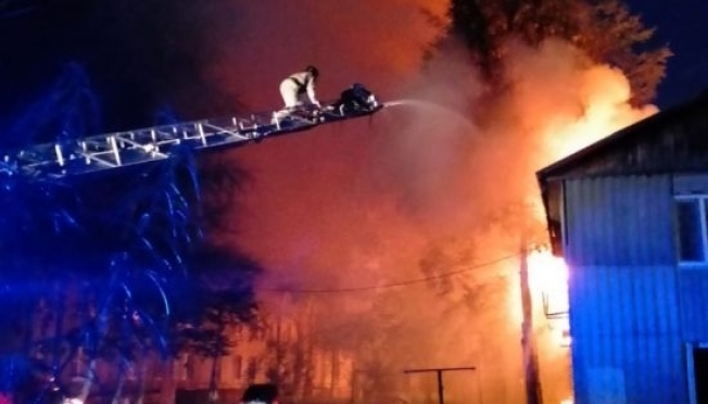 50 нефтеюганцев остались без дома из-за пожара