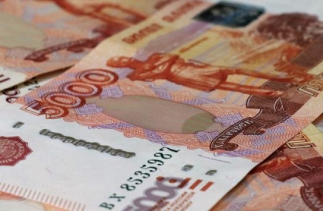 Более 42 миллионов рублей получит Югра на дополнительные выплаты педагогам