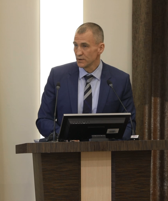 Глава Сургутского района отчитался перед депутатами за 2022 год