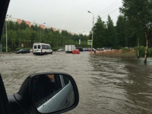 Непогода в Сургуте задержится еще как минимум на сутки