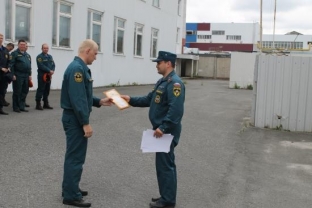 В Сургутском пожарно-спасательном гарнизоне прошел смотр-конкурс