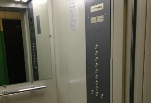 Новые лифты в Сургуте оснащены кнопками со шрифтом Брайля