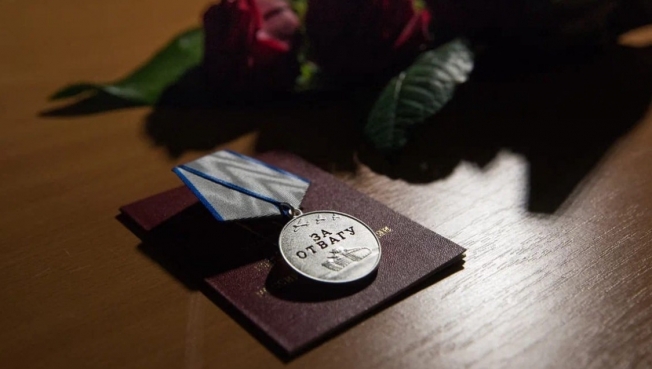 Шесть сотрудников югорского ОМОНа получили медали «За отвагу»