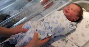 Президент России подписал закон о маткапитале при рождении первого ребенка