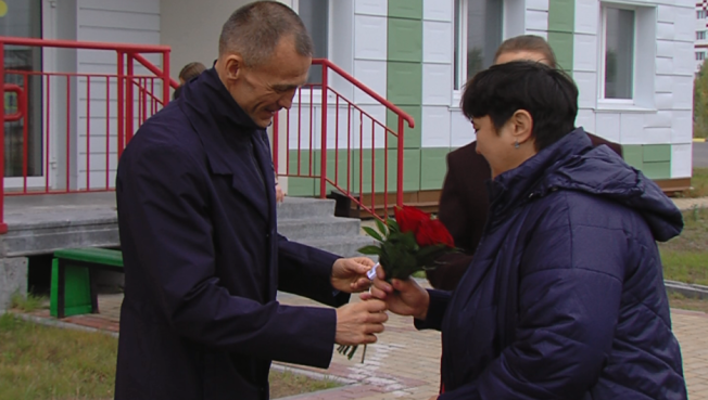 Жители Сургутского района получили ключи от новых квартир