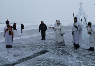 Без крестного хода и массовых купаний? Православные Югры отметят Крещение-2021 в новом формате