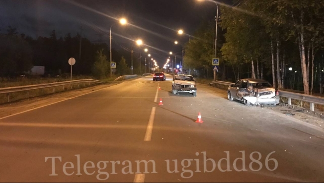 В Сургуте пьяная поездка по ночному городу закончилась ДТП с тремя пострадавшими