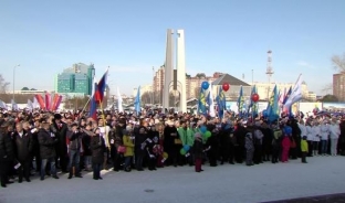 Сургут поддержал празднование третьей годовщины воссоединения России и Крыма