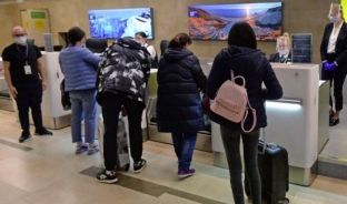 В российских аэропортах предложили ввести платную регистрацию на рейсы