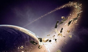 Пролетевший над Сургутом «метеорит» оказался космическим мусором