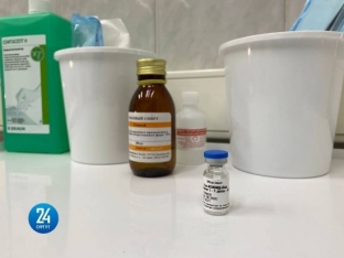 В Сургуте в очереди на прививку от коронавируса 10 тысяч человек