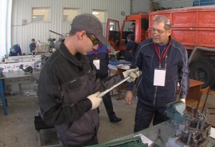 В Сургуте завершился окружной чемпионат «Молодые профессионалы WorldSkills Russia» // ВИДЕО