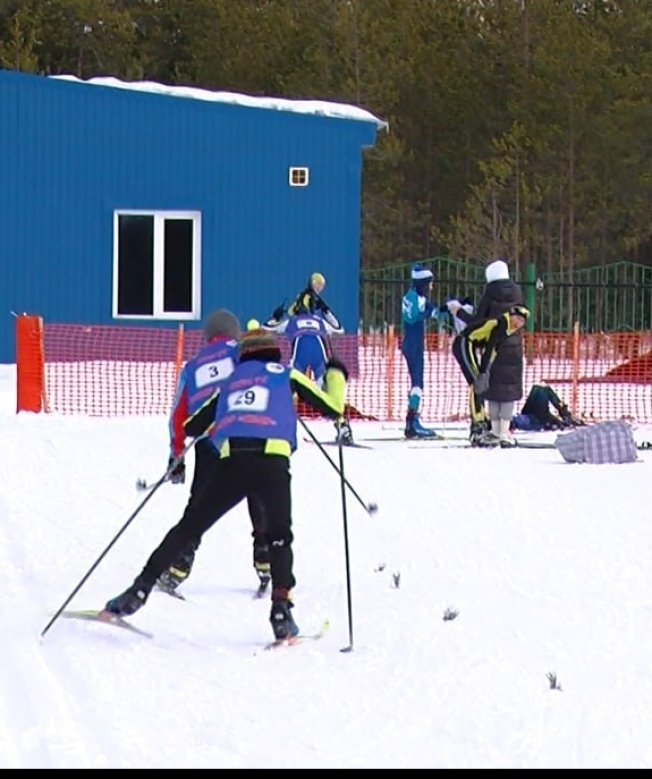 В Сургуте прошли соревнования по лыжным гонкам среди юных спортсменов