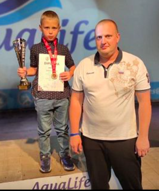 Юный сургутянин завоевал «золото» Первенства мира по русским шашкам