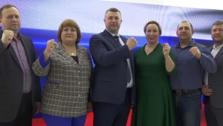 Сургутяне поддержали жителей ДНР, присоединившись к флешмобу «Я люблю Россию»
