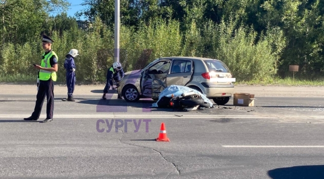В Сургуте сегодня утром в ДТП погиб мотоциклист