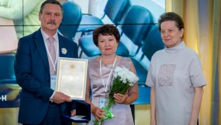 Житель Ханты-Мансийска впервые в истории Югры получил медаль «Отцовская слава»