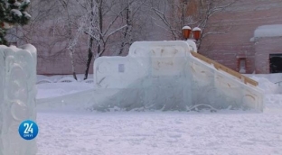 Ледовые городки Сургута будут радовать жителей до середины марта