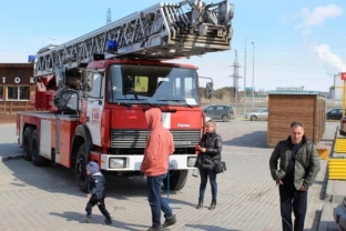 В Сургуте прошла выставка пожарной техники // ФОТО