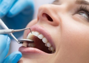 Стоматологическая компания «КосмоСтом» поможет вернуть лучезарность улыбки