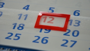 Новогодние каникулы 2022/23 продлятся 9 дней. Известен календарь праздников на будущий год