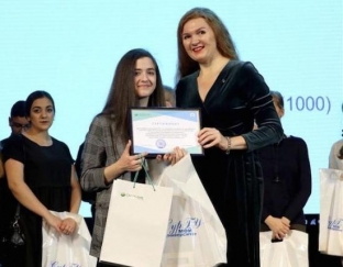 Сургутская школьница выиграла бесплатное обучение в вузе