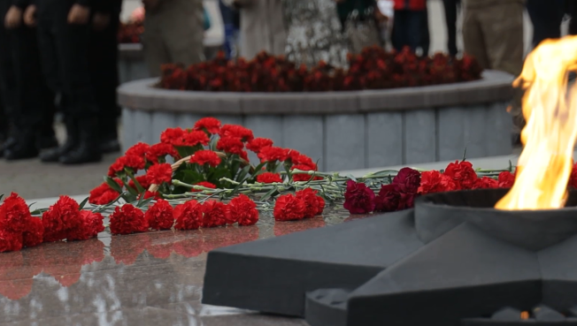 В Сургуте прошла акция в память о жертвах трагедии в Беслане