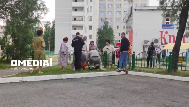 В Сургуте 5-летний ребенок упал с высоты