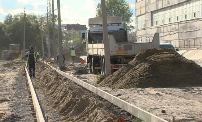 В Сургуте начали ремонтировать улицу Сосновую