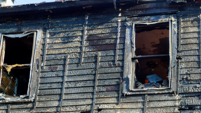 Югорчанка предстанет перед судом за поджог дома, в котором проживали 50 человек