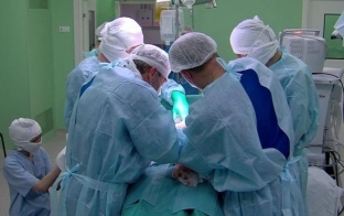 В Сургутской ОКБ проходит мастер-класс ведущих специалистов федеральных центров хирургии // ВИДЕО