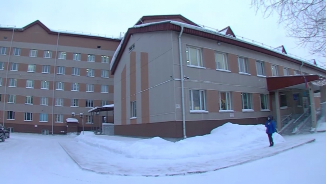 Девочка, на которую упал снег с крыши в Федоровском, пошла на поправку