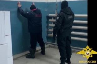 Сургутянина задержали при попытке сбыта восьми тонн контрафактного алкоголя