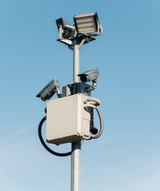 На дорогах Югры установят 13 новых камер видеофиксации