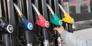 Опять? В России вновь прогнозируют рост цен на бензин