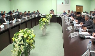 В Сургуте обсудили вопросы межконфессиональных и межнациональных отношений