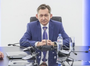 Экс-мэра Сургута Дмитрия Попова предлагают лишить права занимать руководящие должности
