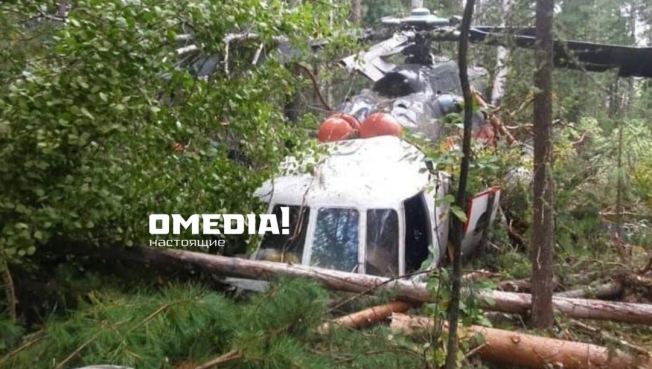 Снимки упавшего в Сургутском районе вертолета