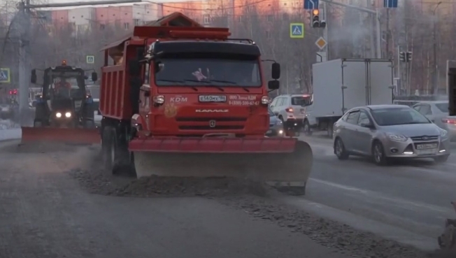 Работаем на качество. В мэрии оценивают уборку сургутских улиц от снега на «отлично»