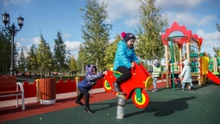 В Нижневартовском районе открылись новые детские площадки