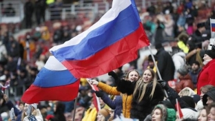 Почти 70 процентов россиян считают День народного единства важным праздником