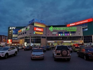 Воскресным вечером неизвестный «заминировал» торговый центр в Сургуте