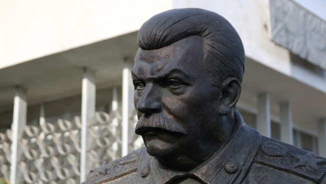 В Сургуте хотят установить памятник Сталину
