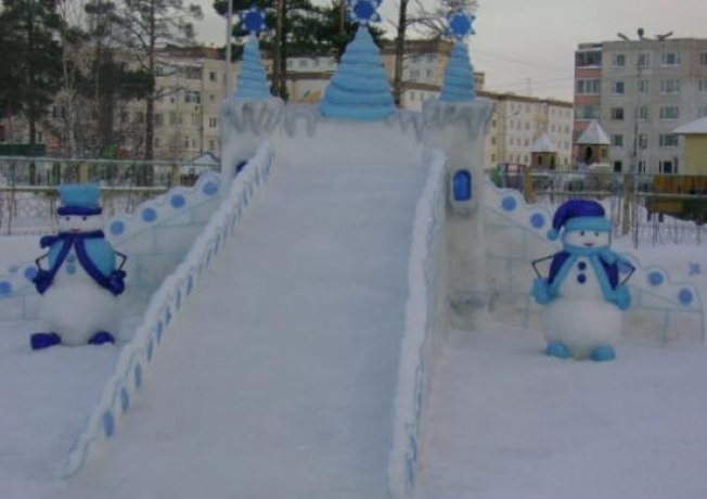 К Новому году в Сургуте построят 18 снежных городков